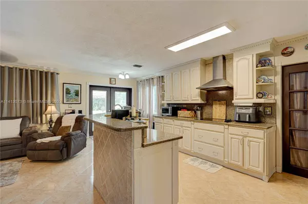 13790 SW 174th St, Miami, FL 33177