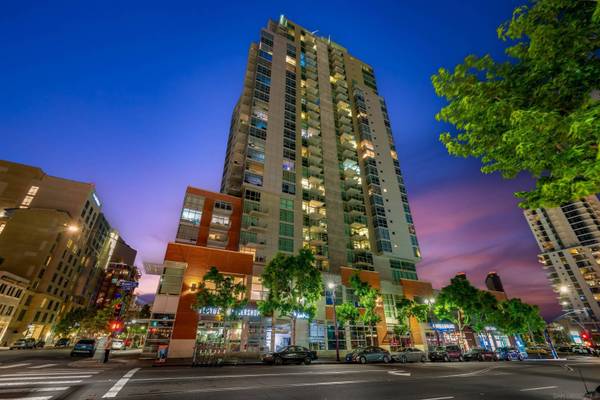 800 The Mark Ln #1007, San Diego, CA 92101