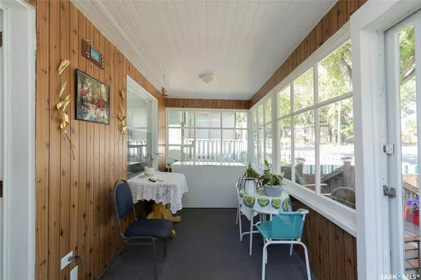 237 I AVENUE N, Saskatoon, SK S7L 2G3