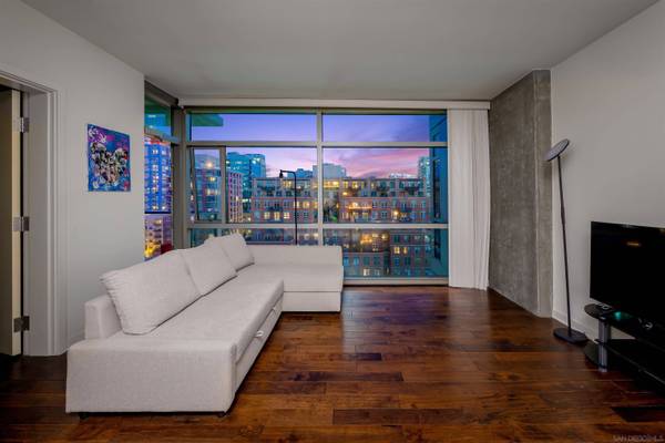 800 The Mark Ln #1007, San Diego, CA 92101