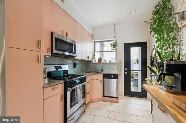 1322 S 8TH ST, Philadelphia, PA 19147