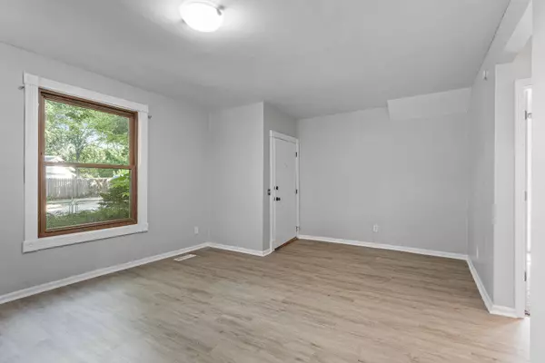 2415 Ilion AVE N, Minneapolis, MN 55411