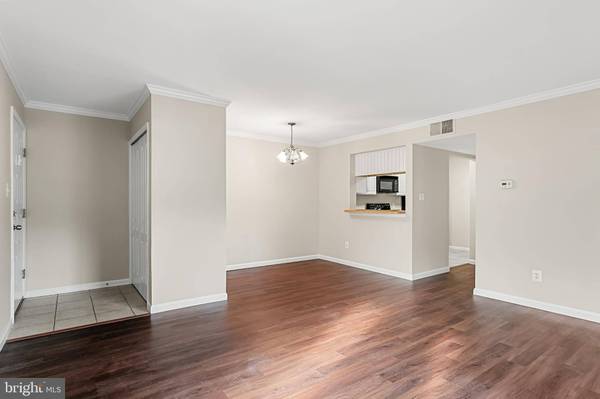 25 S CHURCH RD ##079, Maple Shade, NJ 08052