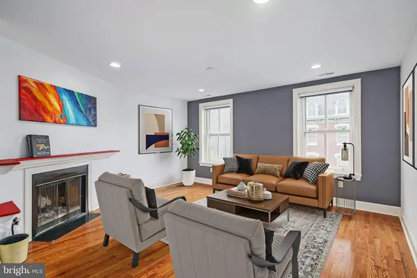 1529 GREEN ST #E, Philadelphia, PA 19130