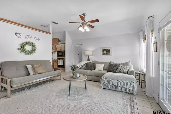 124 CR 4925, Troup, TX 75789