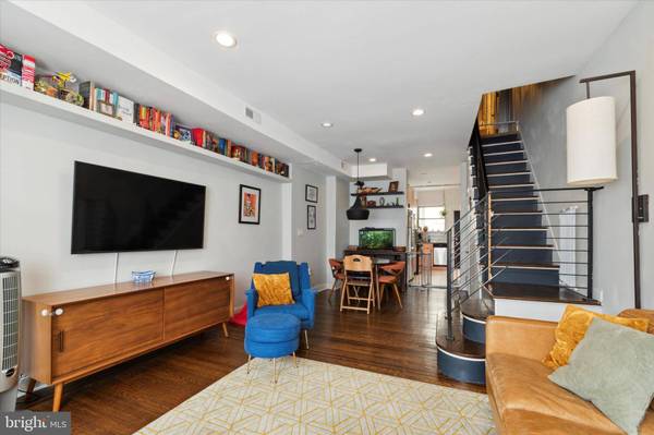 1322 S 8TH ST, Philadelphia, PA 19147