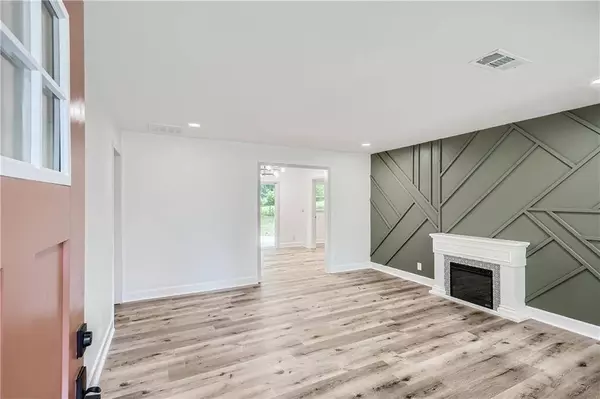 2608 Bull Run DR, Decatur, GA 30034