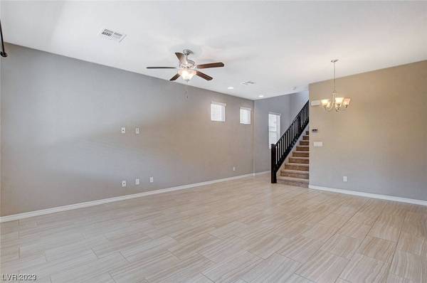 12445 Loggeta Way, Las Vegas, NV 89141