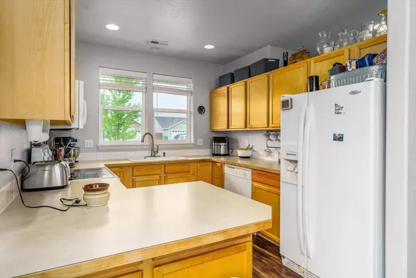 12506 W Meadow Ct, Airway Heights, WA 99001