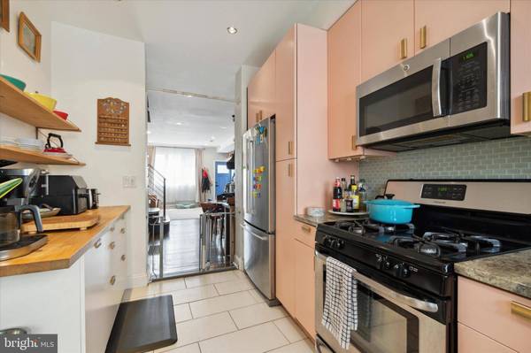 1322 S 8TH ST, Philadelphia, PA 19147