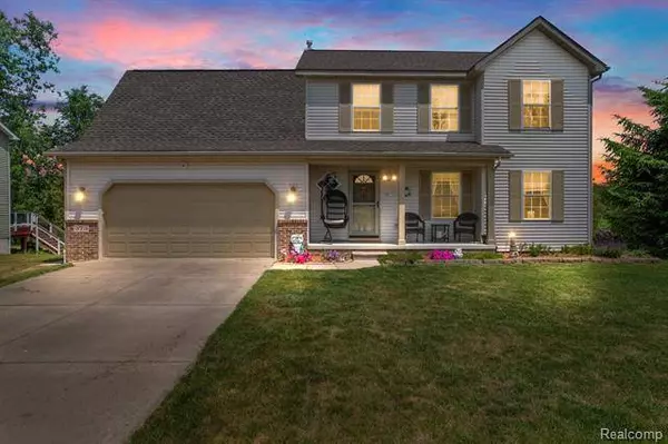 373 Brentwood Drive, Pinckney, MI 48169