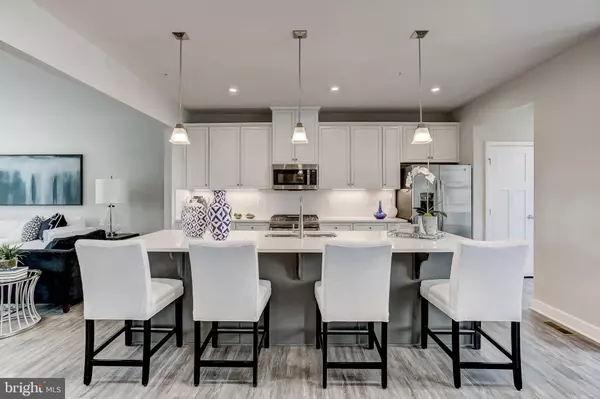 225 HICKORY HOLLOW CT, Cockeysville, MD 21030