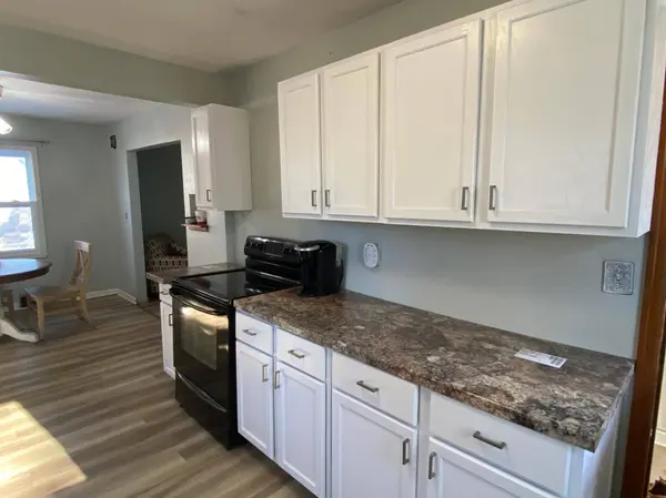 603 Peltier ST, Marshall, MN 56258