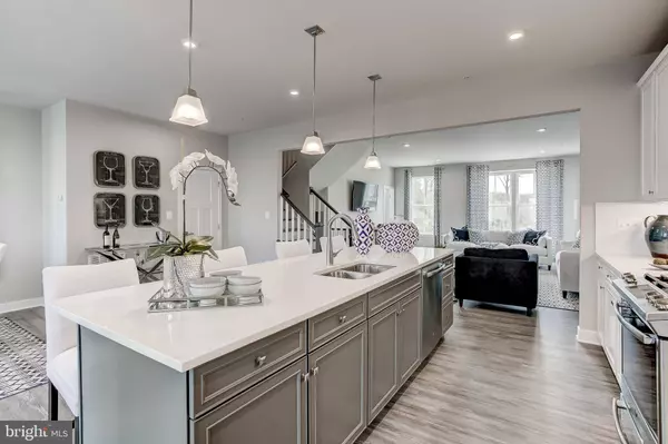 225 HICKORY HOLLOW CT, Cockeysville, MD 21030