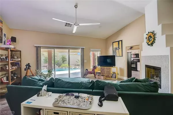 6125 Browning Way, Las Vegas, NV 89130