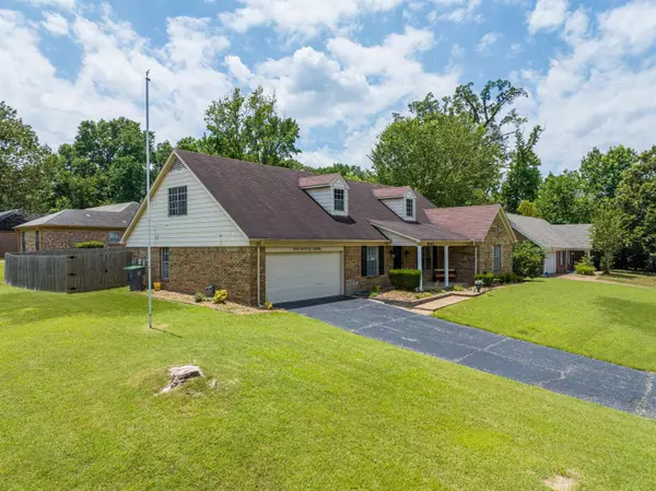 5163 BATTLE CREEK DR, Memphis, TN 38134