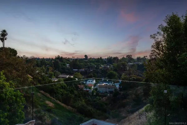 5173 Walsh Way, San Diego, CA 92115