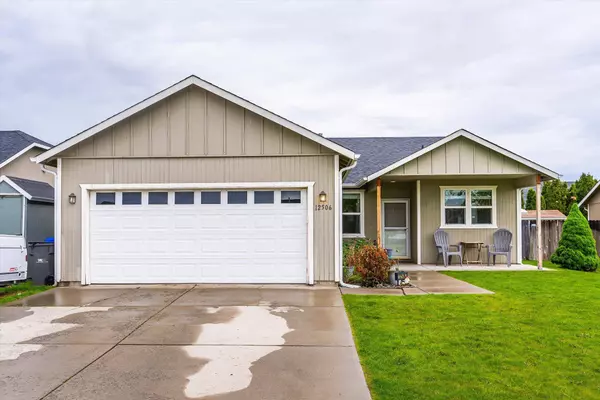 12506 W Meadow Ct, Airway Heights, WA 99001