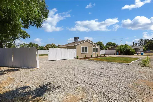 1395 Sanborn RD, Yuba City, CA 95993