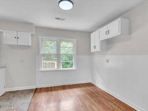 728 Overlook DR, Morristown, TN 37813