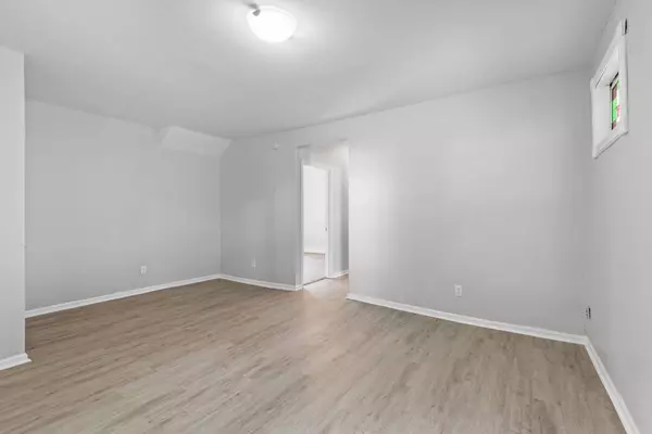 2415 Ilion AVE N, Minneapolis, MN 55411