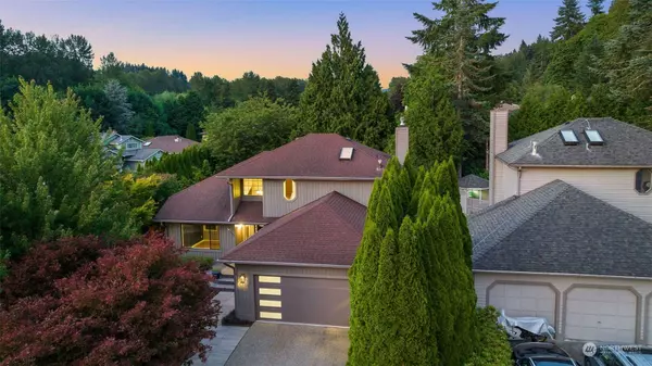 15602 159th AVE SE, Renton, WA 98058