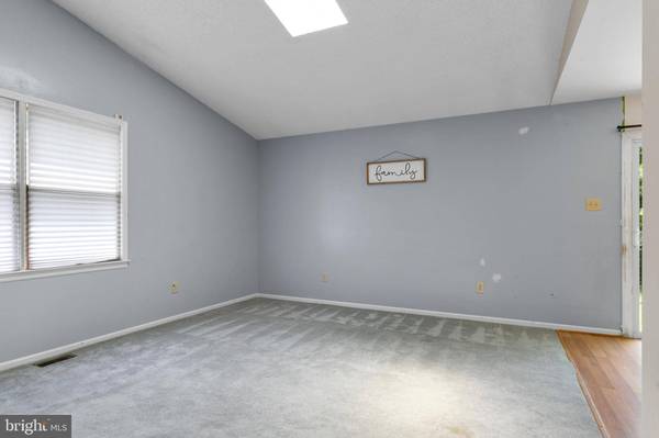 2301 MEMORIAL CT, Atco, NJ 08004