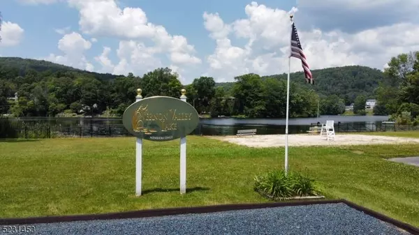 3 Iris Ct, Vernon Twp., NJ 07418