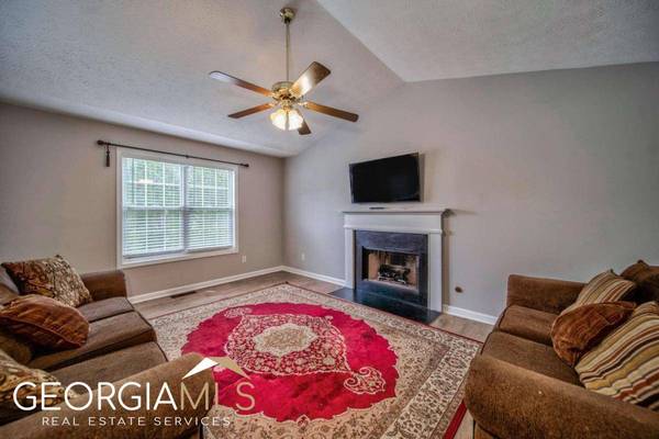 4794 Estuary LN, Acworth, GA 30101