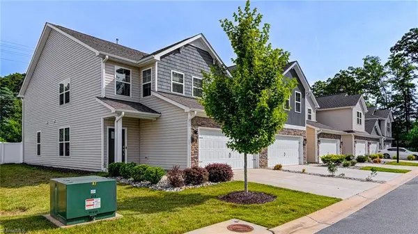 708 Riley LN, Greensboro, NC 27455