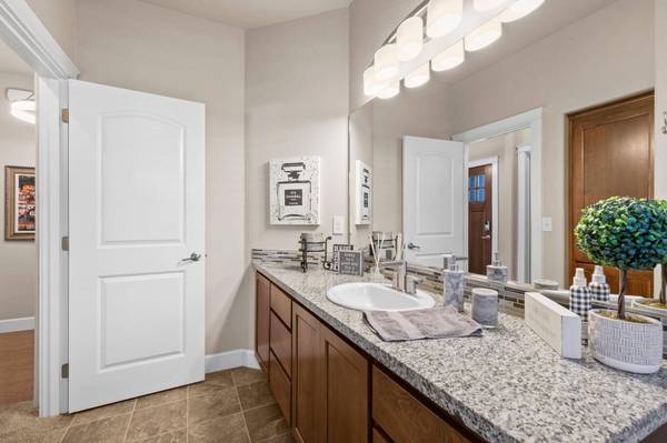 2867 Strasburg St, Medford, OR 97504