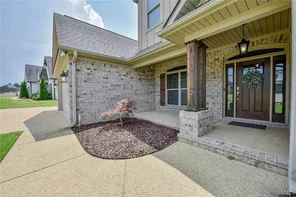 13824 Glenview DR, Northport, AL 35475