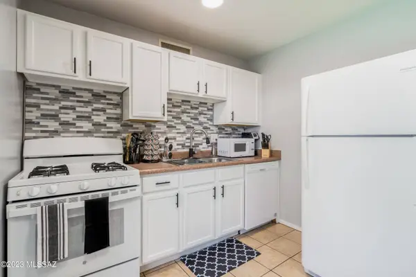 350 N Silverbell Road #70, Tucson, AZ 85745