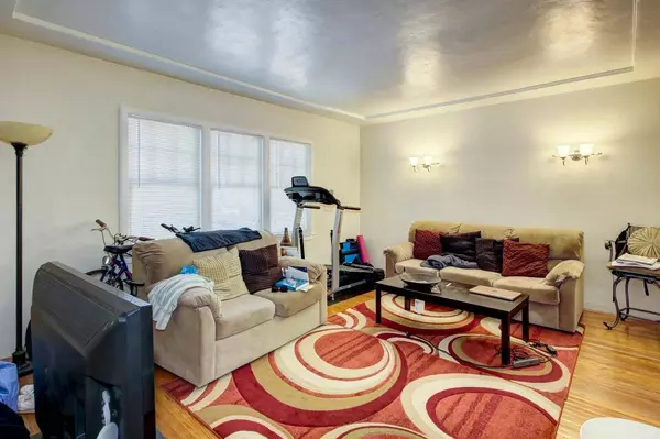 2217 11th ST, Sacramento, CA 95818