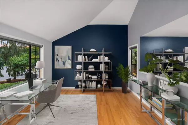 15602 159th AVE SE, Renton, WA 98058