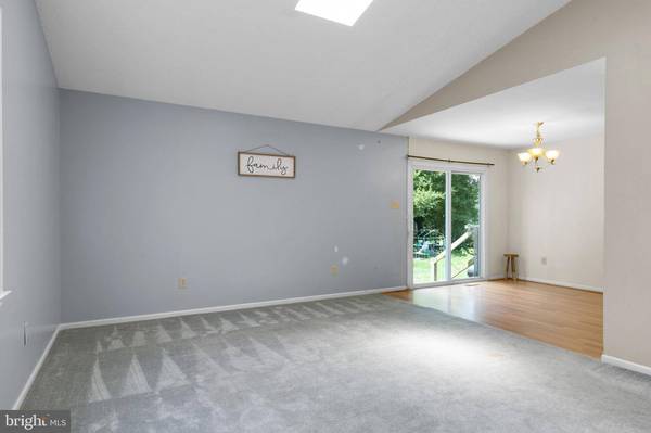 2301 MEMORIAL CT, Atco, NJ 08004