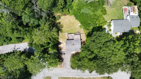 3 Iris Ct, Vernon Twp., NJ 07418