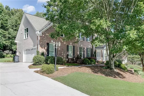 3865 Moon Shadow WAY, Buford, GA 30519