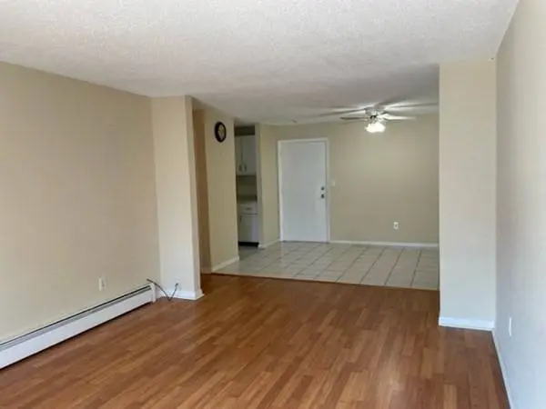 309 Pawtucket Blvd #14, Lowell, MA 01854