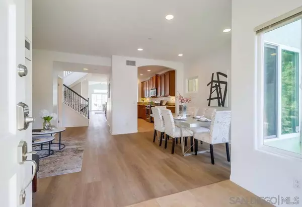 4344 Mentone St., San Diego, CA 92107