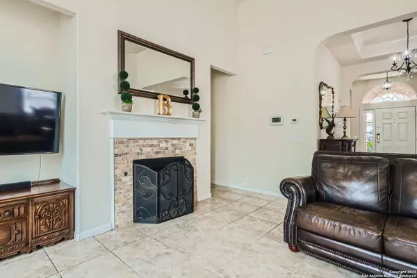 1736 Lookout Frst, San Antonio, TX 78260