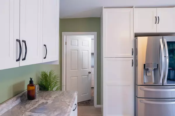 913 6th St S, La Crosse, WI 54601