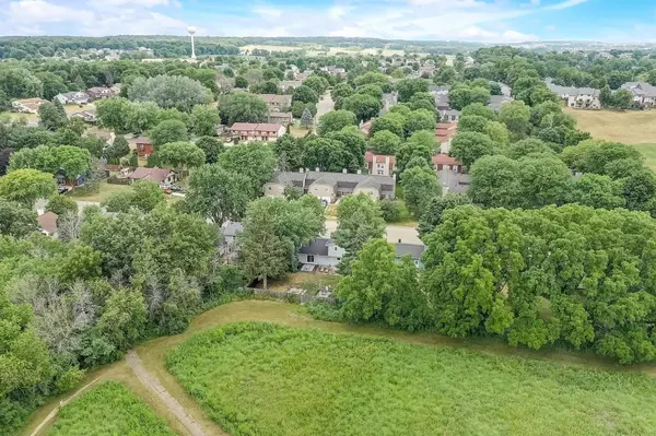 487 Basswood Avenue, Verona, WI 53593