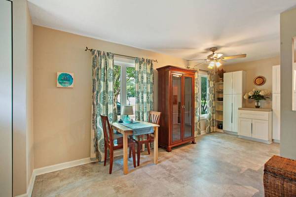 1323 Cove DR #204B, Prospect Heights, IL 60070