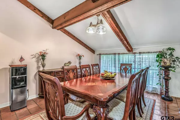 4516 Aberdeen Dr, Tyler, TX 75703