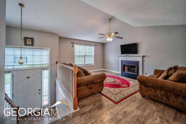 4794 Estuary LN, Acworth, GA 30101