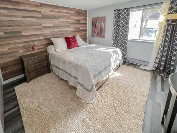 12976 Nicollet AVE #102, Burnsville, MN 55337