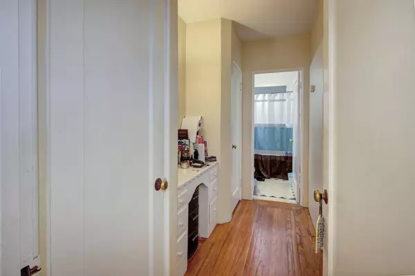 2217 11th ST, Sacramento, CA 95818