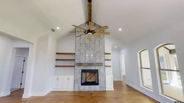 9165 Cave Branch Cv, Tyler, TX 75703