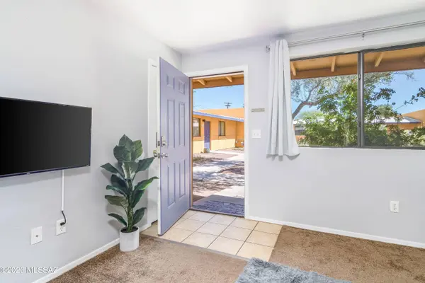 350 N Silverbell Road #70, Tucson, AZ 85745